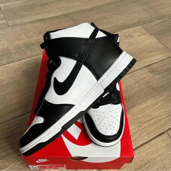 Nike Dunk High Retro - Picture 6 of 8